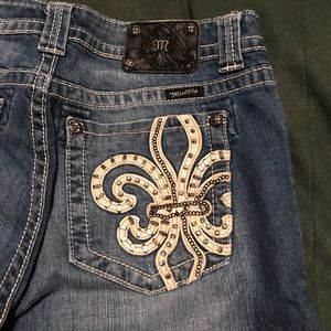 Miss Me Capris size 33